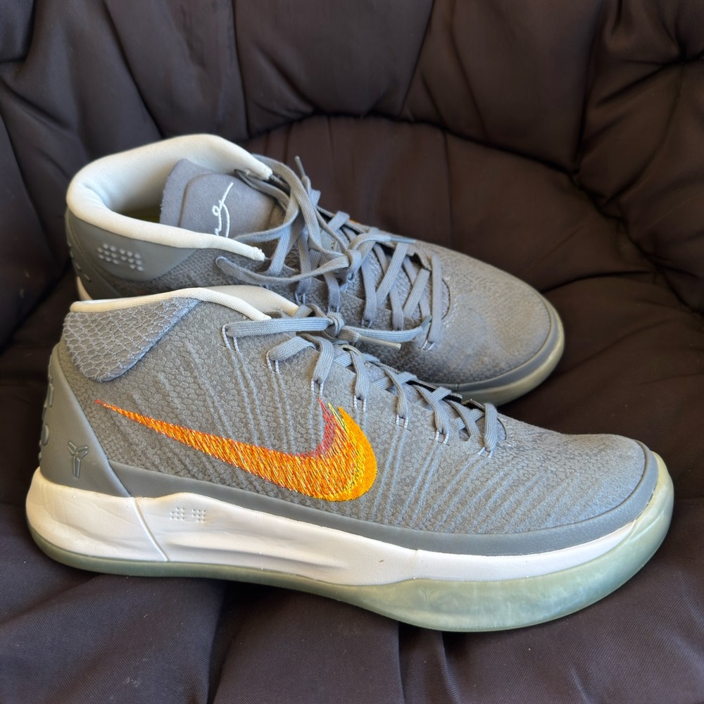 2017 Nike Kobe A.D. 'Grey Snakeskin size 10 Cm 28